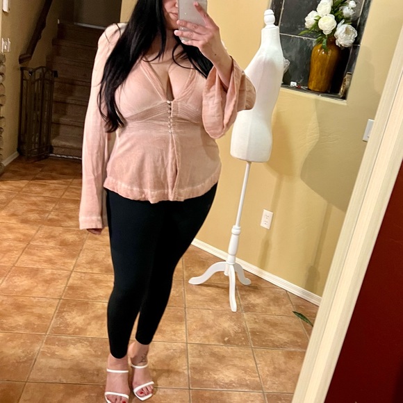 Free People Bell Sleeve Peasant Blouse Size Large - Picture 10 of 10